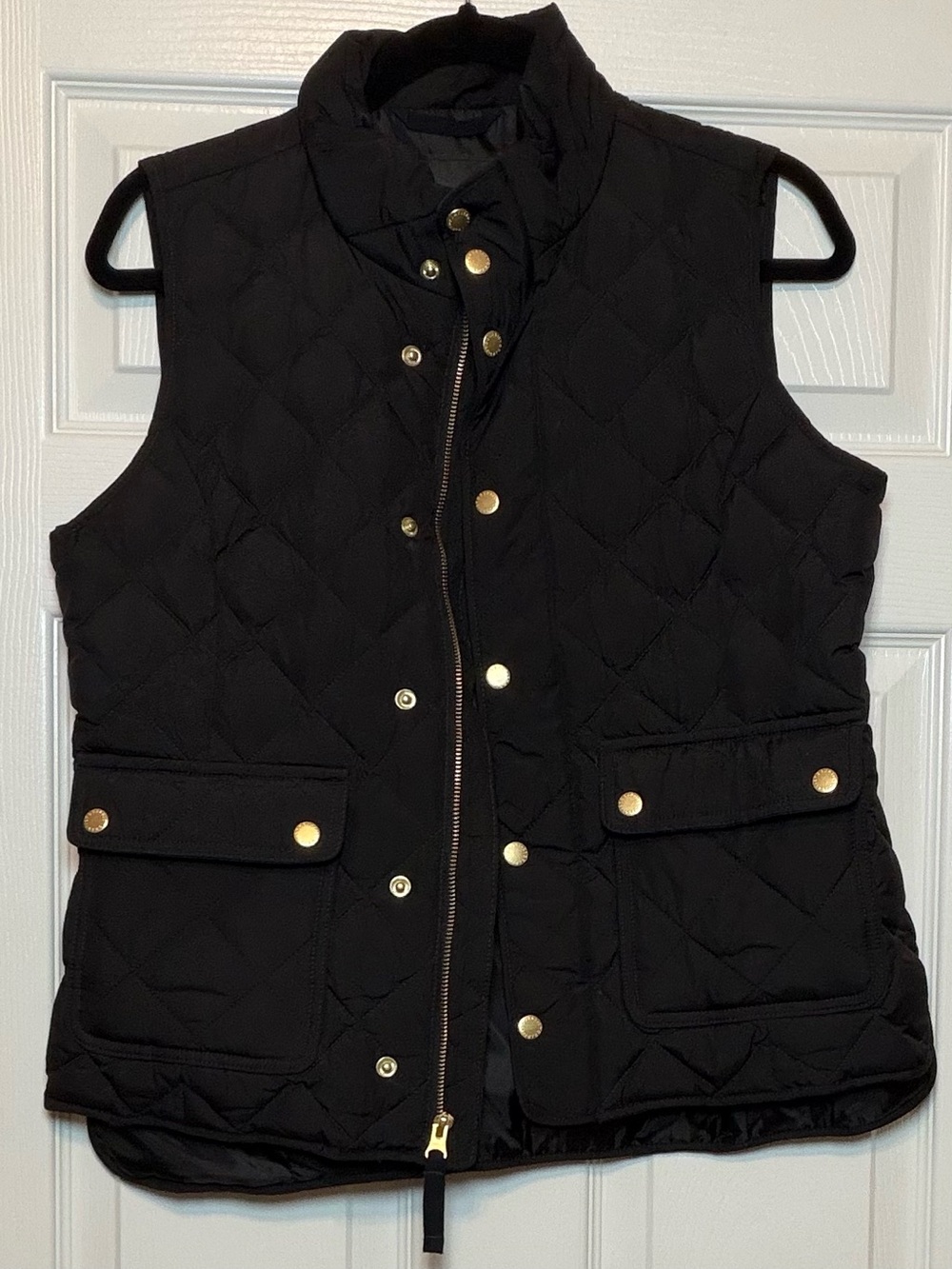 Talbots Black Quilted Sleeveless Vest with Gold Hardware